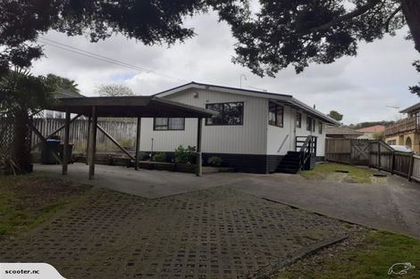Photo of property in 120 Mount Smart Road, Onehunga, Auckland, 1061