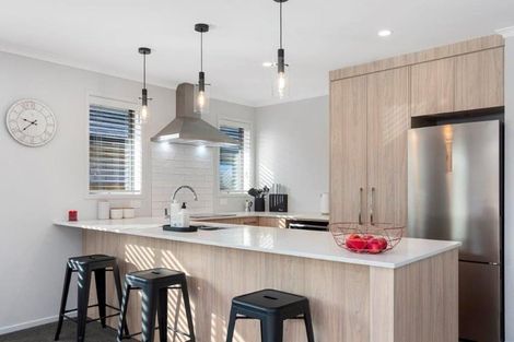 Photo of property in 48 Hills View Drive, Papamoa, 3118