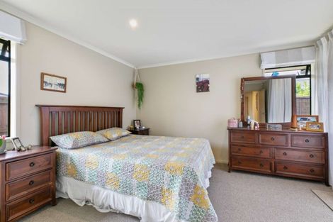 Photo of property in 2 Eagle Street, Welcome Bay, Tauranga, 3112