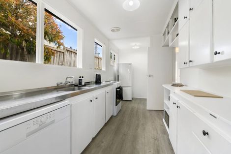 Photo of property in 2 Francis Street, Hauraki, Auckland, 0622