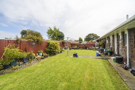 Photo of property in 4a Pinedale Parade, Milson, Palmerston North, 4414