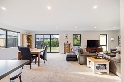 Photo of property in 7/17 Wineberry Avenue, Amberley, 7410