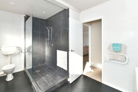 Photo of property in 3 Elgin Place, Red Beach, 0932