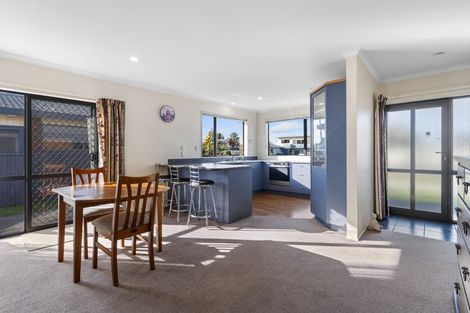 Photo of property in 9a Juliet Street, Stratford, 4332