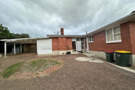 Photo of property in 1/204 Edmonton Road, Te Atatu South, Auckland, 0610