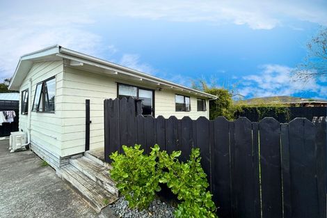 Photo of property in 626 Te Atatu Road, Te Atatu Peninsula, Auckland, 0610