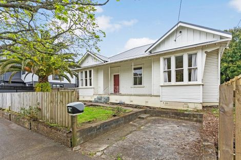 Photo of property in 12 Malvern Road, Morningside, Auckland, 1022