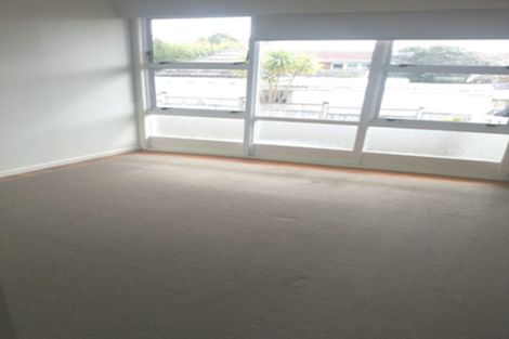 Photo of property in 3/11 Onepoto Road, Hauraki, Auckland, 0622