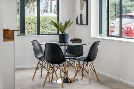 Photo of property in 45 Grosvenor Street, Cambridge, 3434