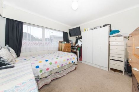 Photo of property in 263a Massey Road, Mangere East, Auckland, 2024
