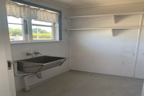 Photo of property in 2 Gordon Crescent, Marton, 4710