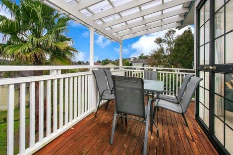 Photo of property in 13 Santiago Crescent, Unsworth Heights, Auckland, 0632