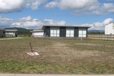 Photo of property in 144 The Fairway, Matarangi, Whitianga, 3592