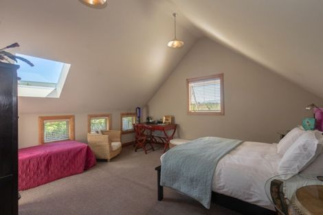 Photo of property in 1 Peak View Ridge, Wanaka, 9305