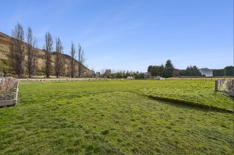 Photo of property in 7 Saint Just Place, Wanaka, 9305