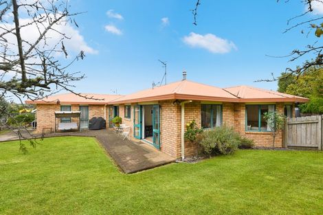 Photo of property in 74 Ayrshire Drive, Grandview Heights, Hamilton, 3200