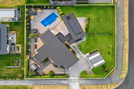 Photo of property in 14 Baxter Michael Crescent, Cambridge, 3434