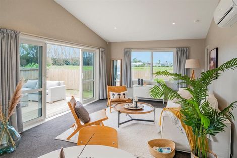 Photo of property in 46 Carina Way, Whitianga, 3510