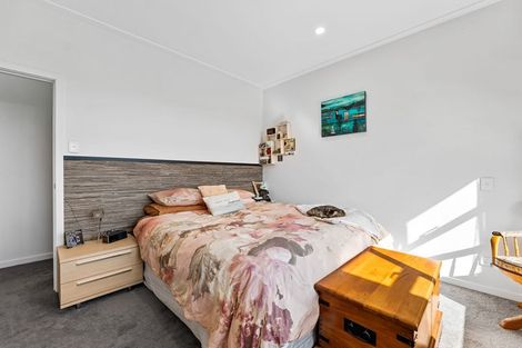 Photo of property in 482 Devon Street East, Strandon, New Plymouth, 4312