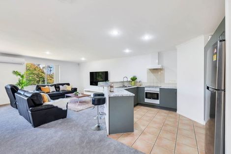 Photo of property in 13 San Pedro Place, Henderson, Auckland, 0612