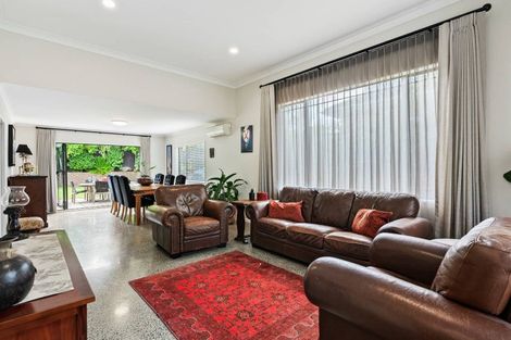 Photo of property in 27 Santa Ana Drive, Dannemora, Auckland, 2016
