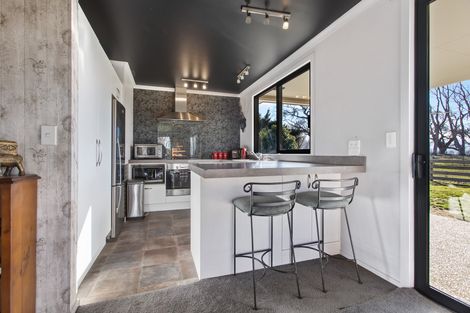 Photo of property in 24 Blackman Road, Blackmans, Alexandra, 9391