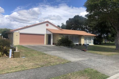 Photo of property in 2 Lavender Place, Papamoa Beach, Papamoa, 3118