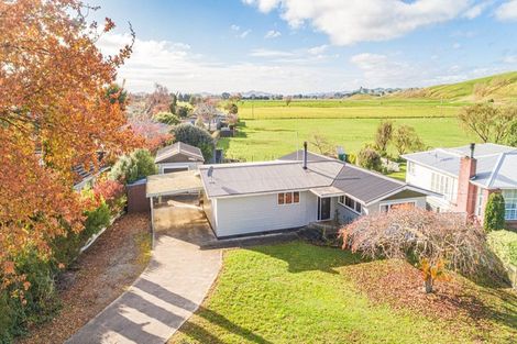 Photo of property in 17 Edward Street, Pahiatua, 4910