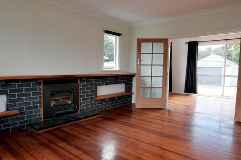 Photo of property in 166 Queen Street West, Levin, 5510