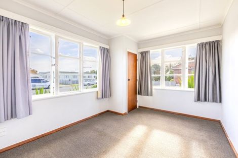Photo of property in 50 Barker Road, Marewa, Napier, 4110