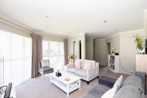 Photo of property in 27 Benner Drive, Ngatea, 3503