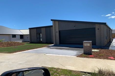 Photo of property in 5 Rere Awa Road, Glenbrook, Waiuku, 2681