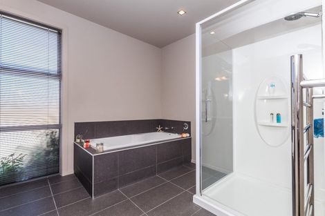 Photo of property in 8 Longwood Drive, Winton, 9720