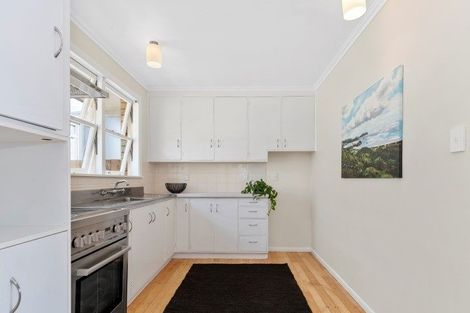 Photo of property in 2/24 Upland Street, Brookfield, Tauranga, 3110