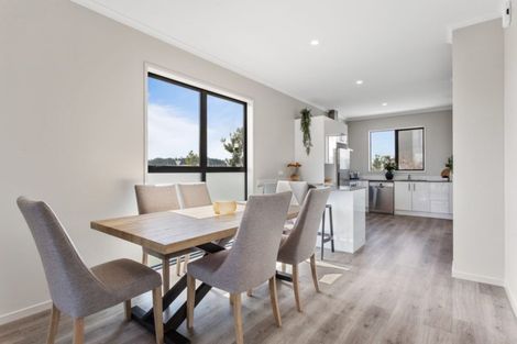 Photo of property in 22 Peihana Road, Hobsonville, Auckland, 0616