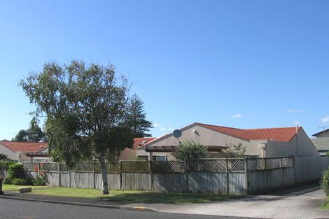 Photo of property in 2/21 Allenby Road, Papatoetoe, Auckland, 2025