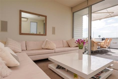 Photo of property in 25 Dunedin Street, Saint Marys Bay, Auckland, 1011