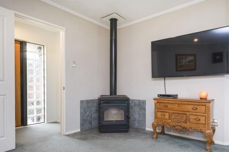 Photo of property in 42 Brandon Hall Road, Bulls, 4894