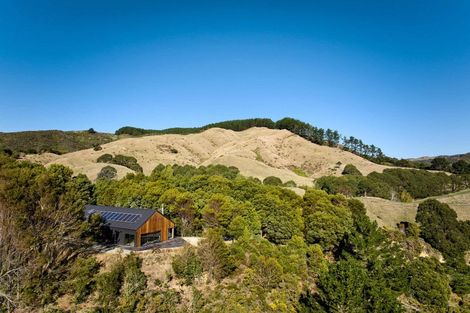 Photo of property in 753 Takarau Gorge Road, Makara, Wellington, 6972