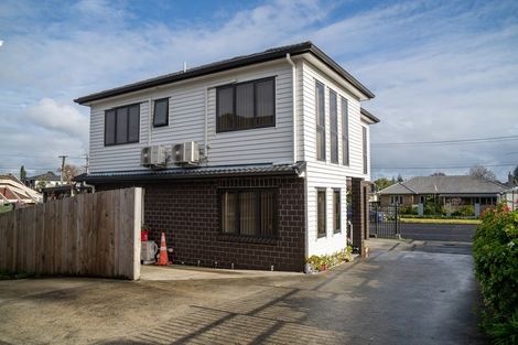 Photo of property in 70a Wallace Road, Papatoetoe, Auckland, 2025