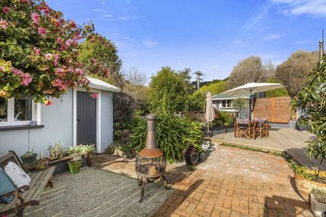 Photo of property in 23 Greenacres Street, Macandrew Bay, Dunedin, 9014