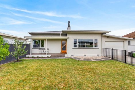Photo of property in 8 Anzac Avenue, Onekawa, Napier, 4110