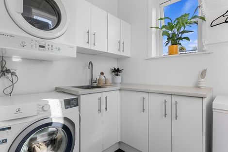 Photo of property in 36 Piko Crescent, Riccarton, Christchurch, 8041