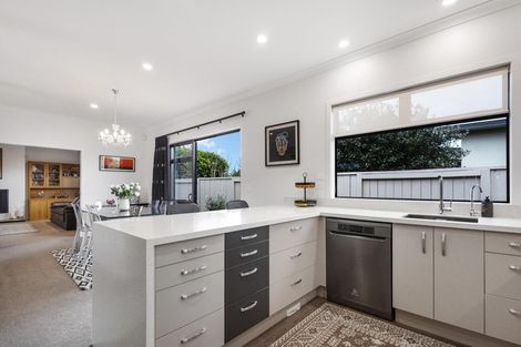 Photo of property in 19c Cooper Crescent, Cambridge, 3434