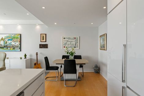 Photo of property in Clyde Quay Wharf, 1a/7 Clyde Quay Wharf, Te Aro, Wellington, 6011