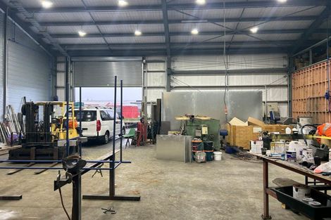 Photo of property in 11 Woodward Street West, Featherston, 5710