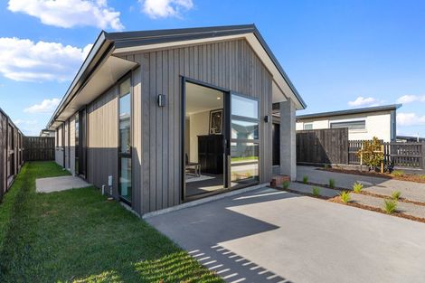 Photo of property in 6 Jersey Way, Papamoa, 3118