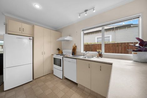 Photo of property in 9 Hogg Crescent, Masterton, 5810