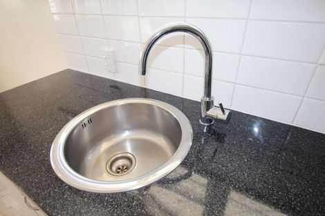 Photo of property in 3 Bristol Crescent, Roslyn, Palmerston North, 4414