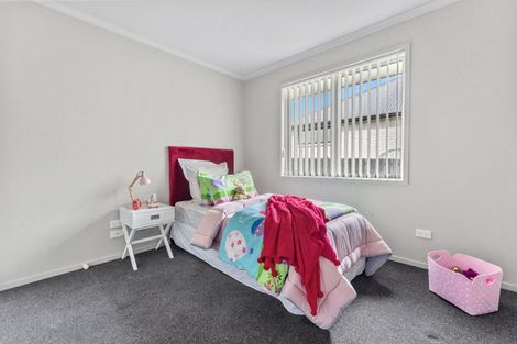 Photo of property in 11 Patu Way, Patumahoe, Pukekohe, 2679